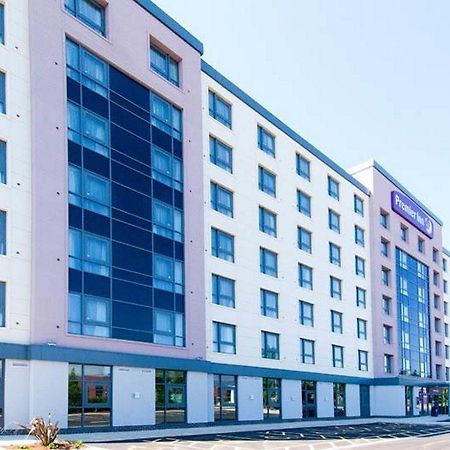 Premier Inn London Gatwick Airport - Manor Royal クローリー エクステリア 写真